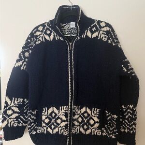 Coraza Crafts Full Zip Navy and Cream 100% Wool Cardigan